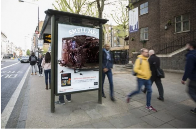 В Лондоне автобусные остановки пахнут шоколадными пирогами