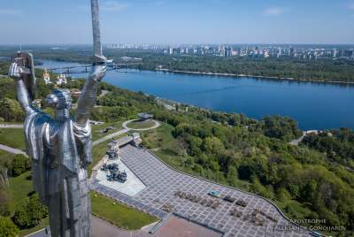 Весенний Киев показали с высоты птичьего полета. Фото