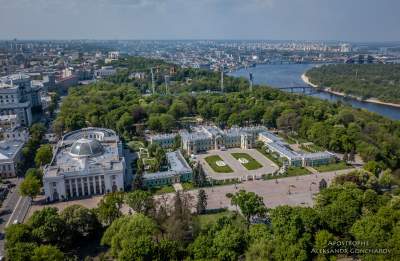 Весенний Киев показали с высоты птичьего полета. Фото