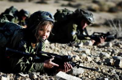 Чем занимаются девушки в израильской армии. Фото