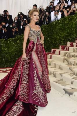 Самые эпатажные образы звезд на Met Gala 2018. Фото