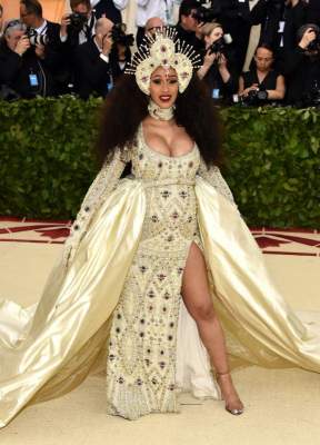 Самые эпатажные образы звезд на Met Gala 2018. Фото