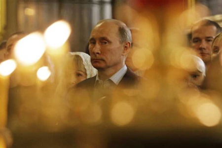 В последний год премьерства Путина из бюджета РФ пропало 718 млрд рублей