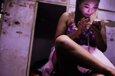 Тайны китайских ночных клубов в необычном фотопроекте. Фото