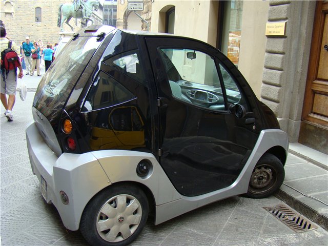 Флоренция разрешит въезд в город только электромобилям