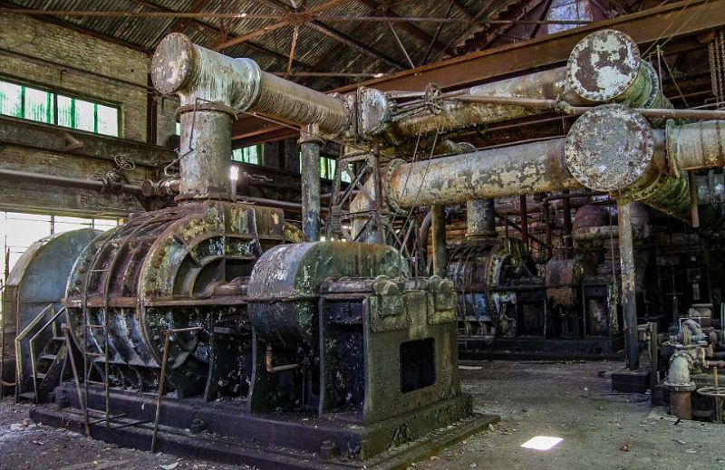 Останки некогда процветающего металлургического завода