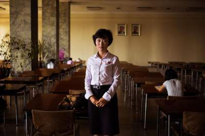 Фотограф показал, как живется женщинам в Северной Корее. Фото