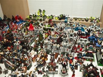 Американский морпех поставил рекорд коллекционирования "Лего"