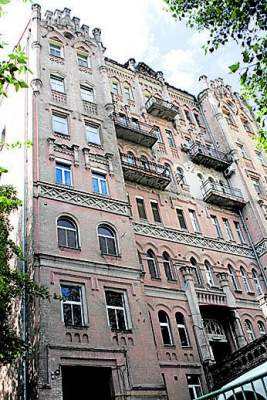 Самые красивые готические здания Киева. Фото