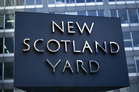Полиция Лондона признала вину перед жертвами незаконной прослушки