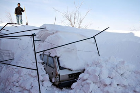В Румынии 23 тыс. человек оказались в снежном плену