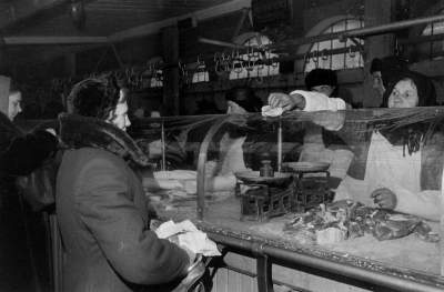 Советские рынки в колоритных снимках. Фото