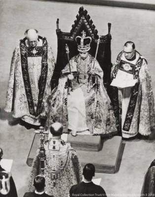 Коронация Елизаветы II в архивных снимках. Фото