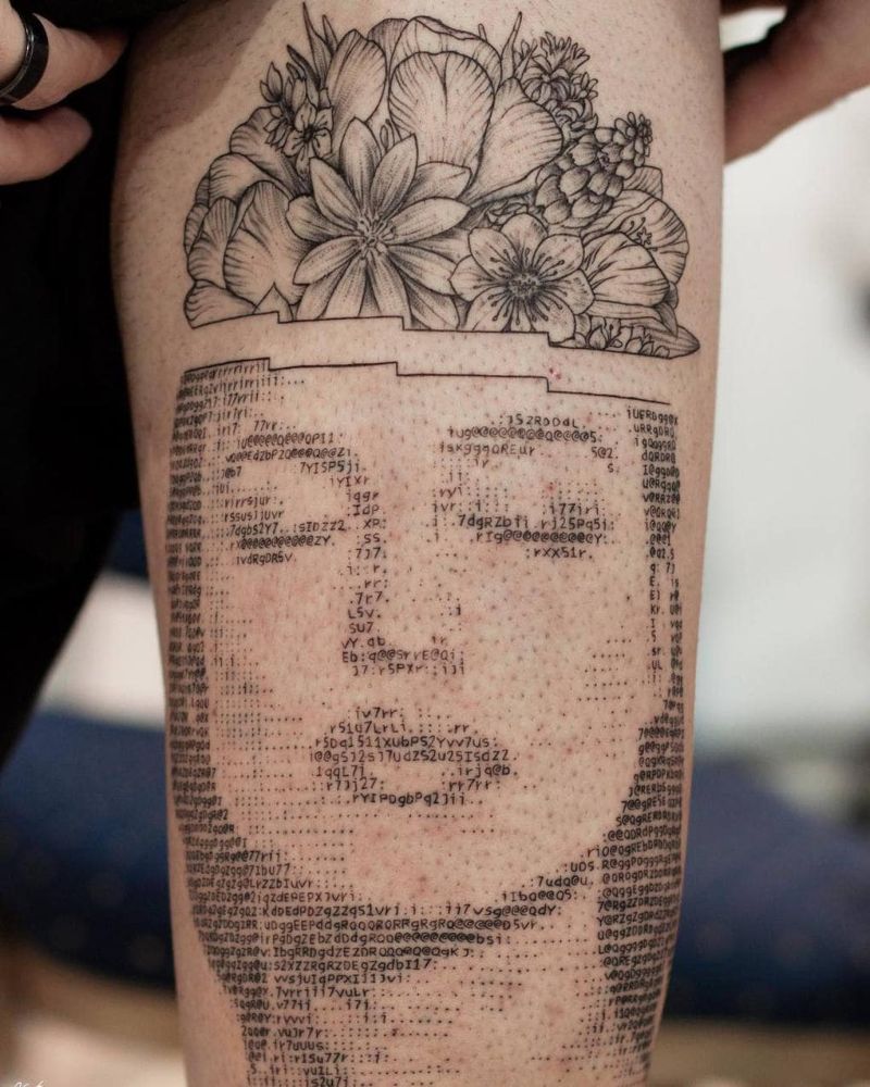 Татуировки в стиле компьютерного ASCII-арта