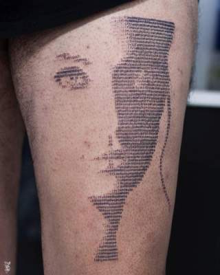 Красивые татуировки, состоящие из символов компьютерного кода. Фото