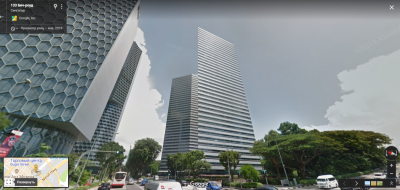 Это здание в Сингапуре сбивает людей с толку. Фото