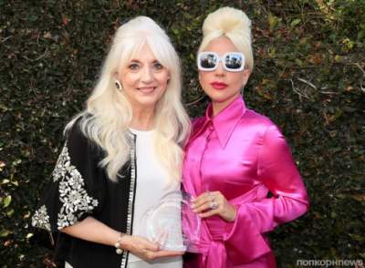 Леди Гага показала свою маму