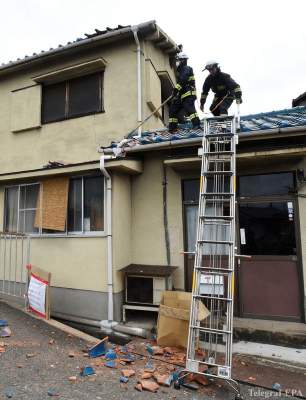 Последствия разрушительного землетрясения в Японии. Фото