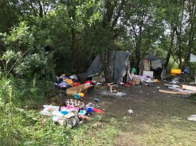 В Сети показали цыганский лагерь во Львове после разгрома. Фото