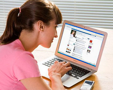 Facebook-зависимость порождает нарциссизм и асоциальное поведение