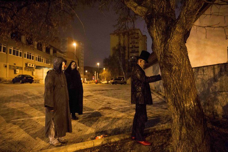 Сатанисты разрешили фотографу снять происходящее в их храме