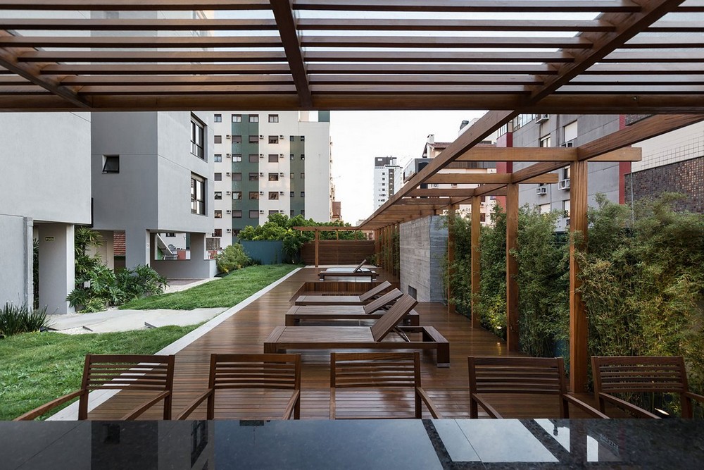 Апартаменты из бетона и стекла в Бразилии