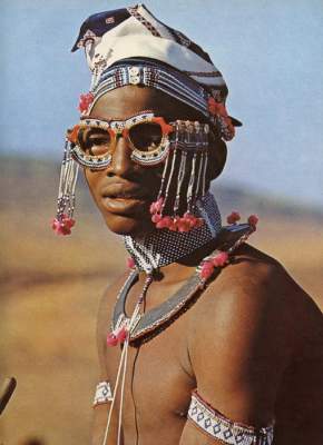 Одежда этих племен вдохновляет дизайнеров. Фото