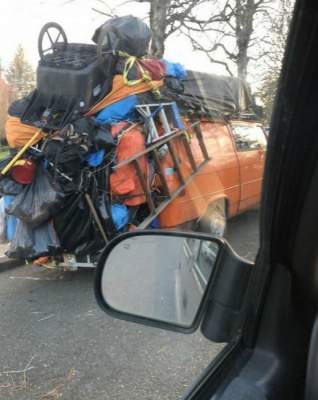 Упорство этих людей способно вызвать взрыв хохота