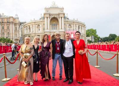 Пафосные гости Одесского кинофестиваля повеселили соцсети