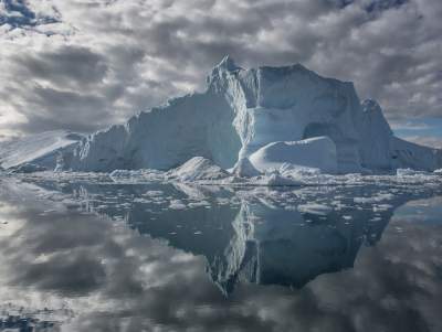 Холодное очарование ледников в объективе талантливого фотографа. Фото 
