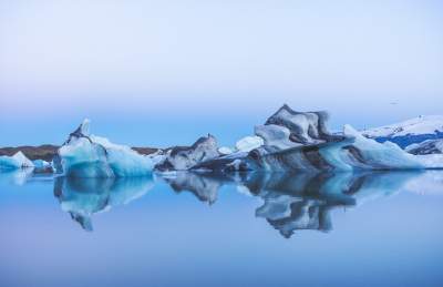 Холодное очарование ледников в объективе талантливого фотографа. Фото 
