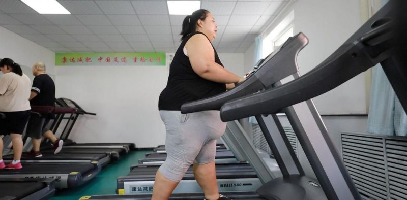 В Китае ожирение лечат банками