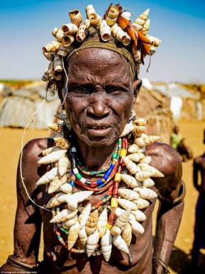 Причудливая красота женщин эфиопских племен. Фото