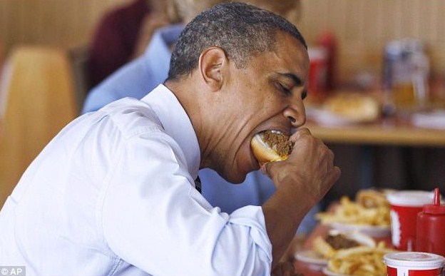 Обаме могут запретить фотографироваться с хот-догами