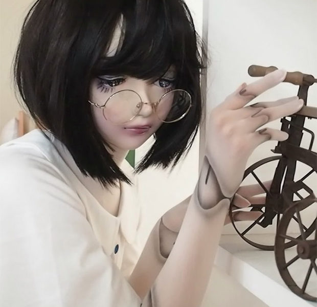 Девушка из Японии превратила себя в живую куклу. ФОТО