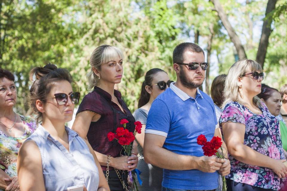 В Сартане почтили память погибших местных жителей, - ФОТО