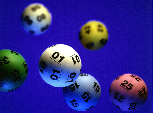 Украинцы за год спускают на лотереи 2 миллиарда