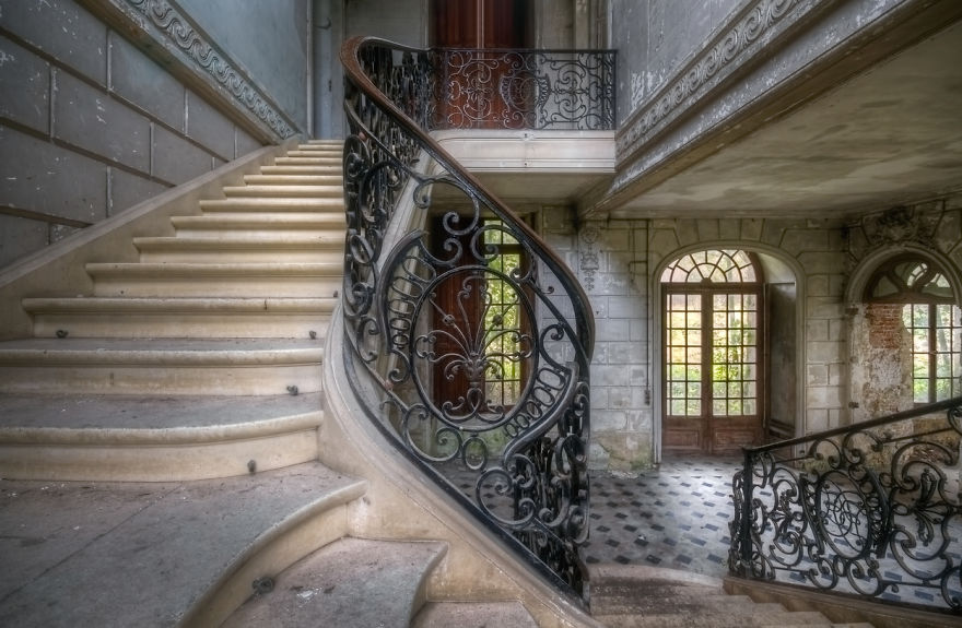 Осколки старой Франции: заброшенные здания невероятной красоты