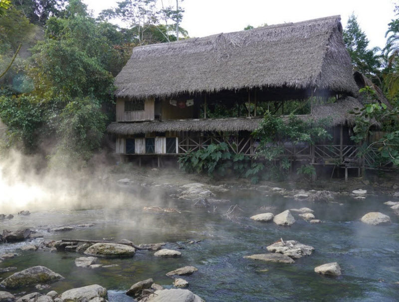 Уникальная кипящая река в джунглях Амазонки. ФОТО