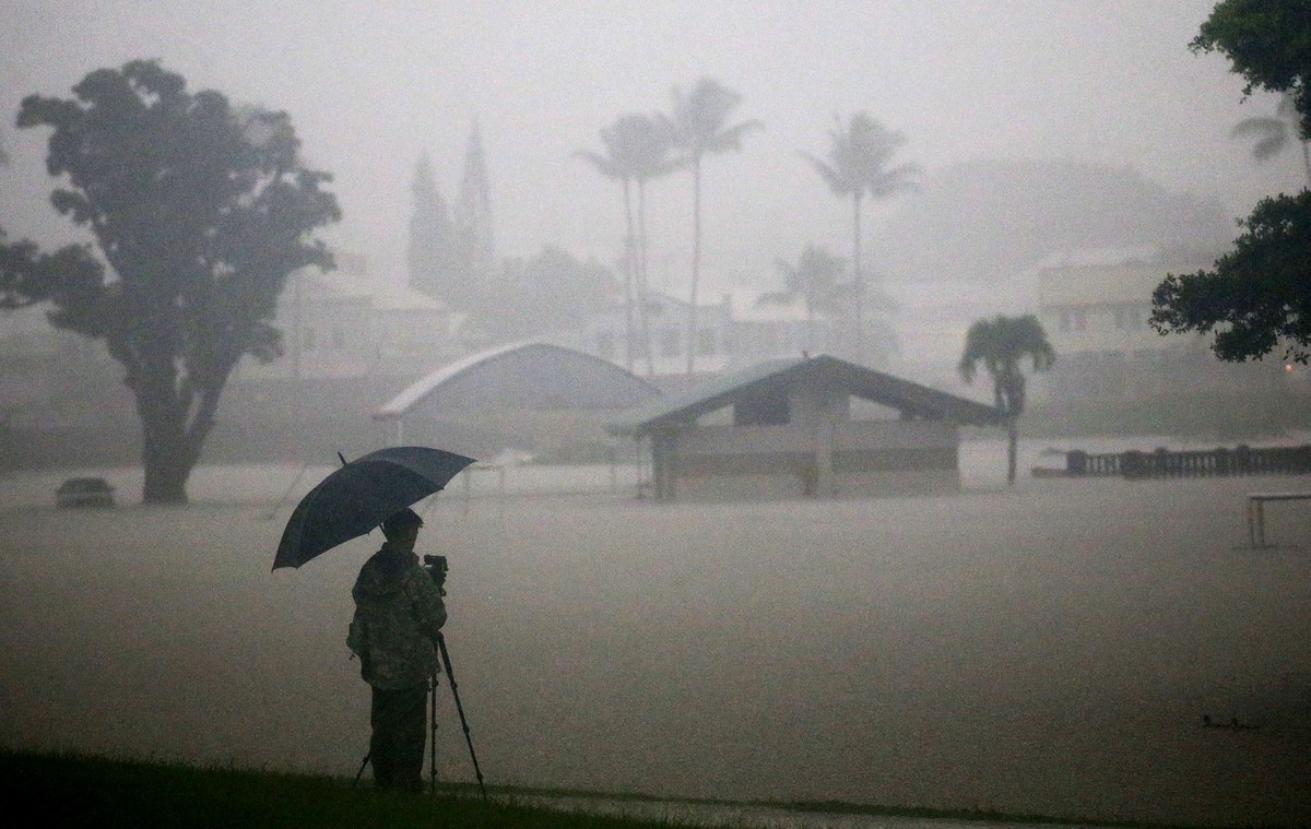 Гавайи готовятся к тропическому шторму Лейн