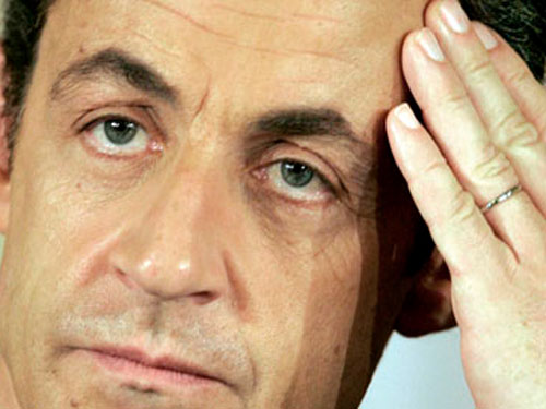 Саркози сразу после потери неприкосновенности вызвали на допрос