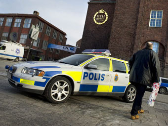 Шведка призналась в убийстве ради поездки в полицейской машине