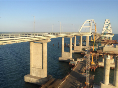 В Сети высмеяли новый "рекорд" Крымского моста