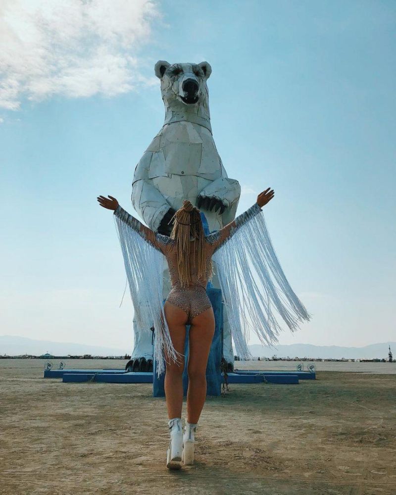 Яркие персонажи фестиваля Burning Man 2018