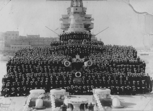 Исторические снимки моряков и судов Второй мировой войны
