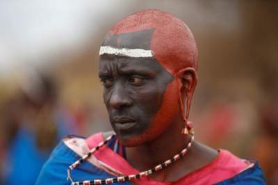 Так проходит обряд посвящения мальчиков племени масаи в мужчины. Фото