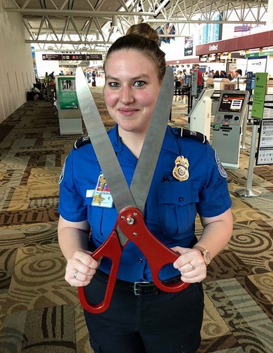 Оружие и предметы, конфискованные у пассажиров в аэропортах