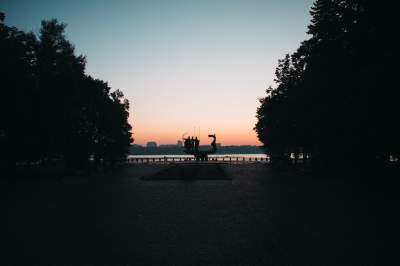 Рассвет в Киеве в ярких пейзажах. Фото