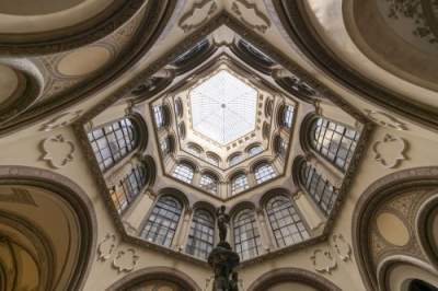 Архитектура Вены и Будапешта в необычном фотопроекте. Фото
