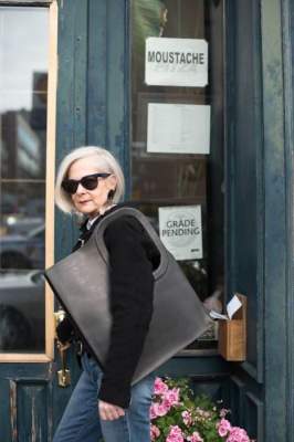 Мир моды в восторге от этой 64-летней женщины. Фото 